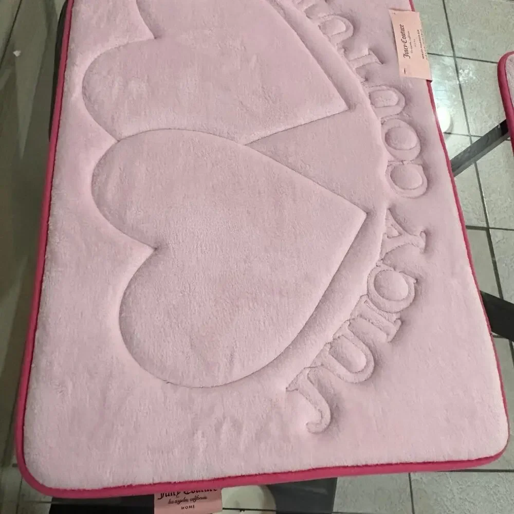 Juicy Couture color light